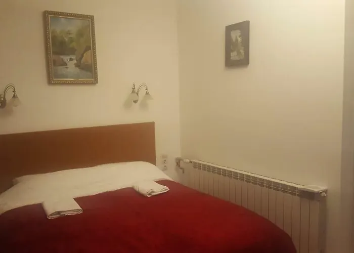 In An Old House Отель типа 