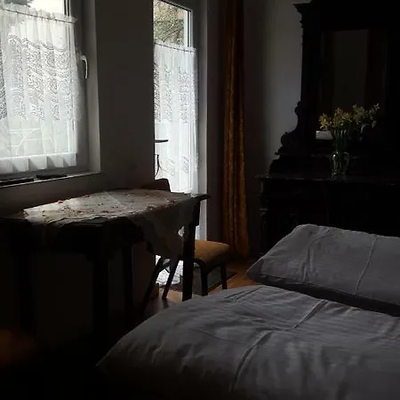 In An Old House فندق مبيت وإفطار تريسكافيتس