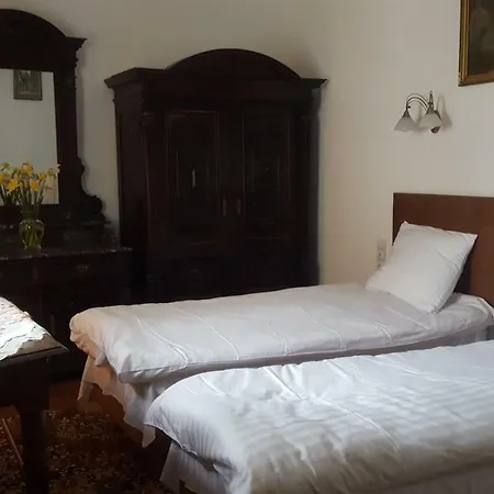 In An Old House 3* Truskawiec