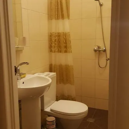 فندق مبيت وإفطار In An Old House تريسكافيتس